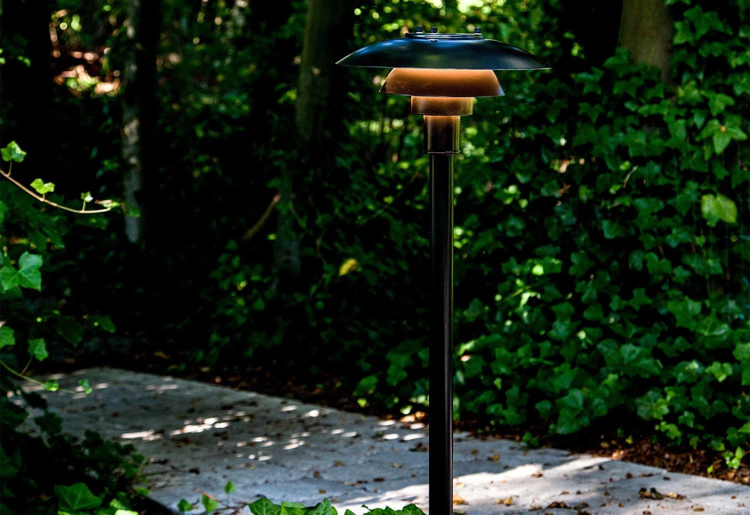 Louis Poulsen PH 3-2 1/2 Outdoor Bollard 2 Louis Poulsen PH 3-2 1/2 Outdoor Bollard - Image 2