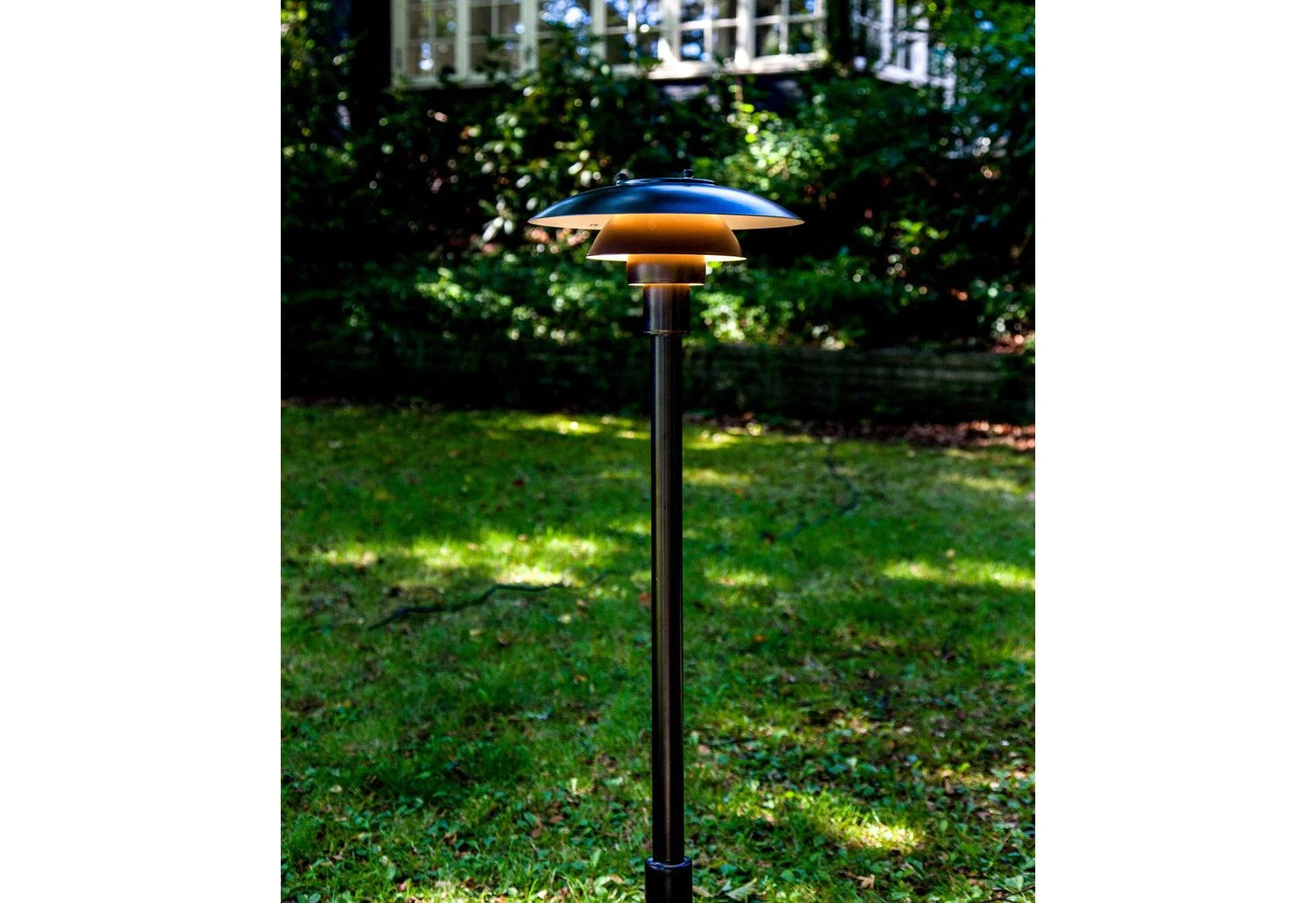Louis Poulsen PH 3-2 1/2 Outdoor Bollard 4 Louis Poulsen PH 3-2 1/2 Outdoor Bollard - Image 4