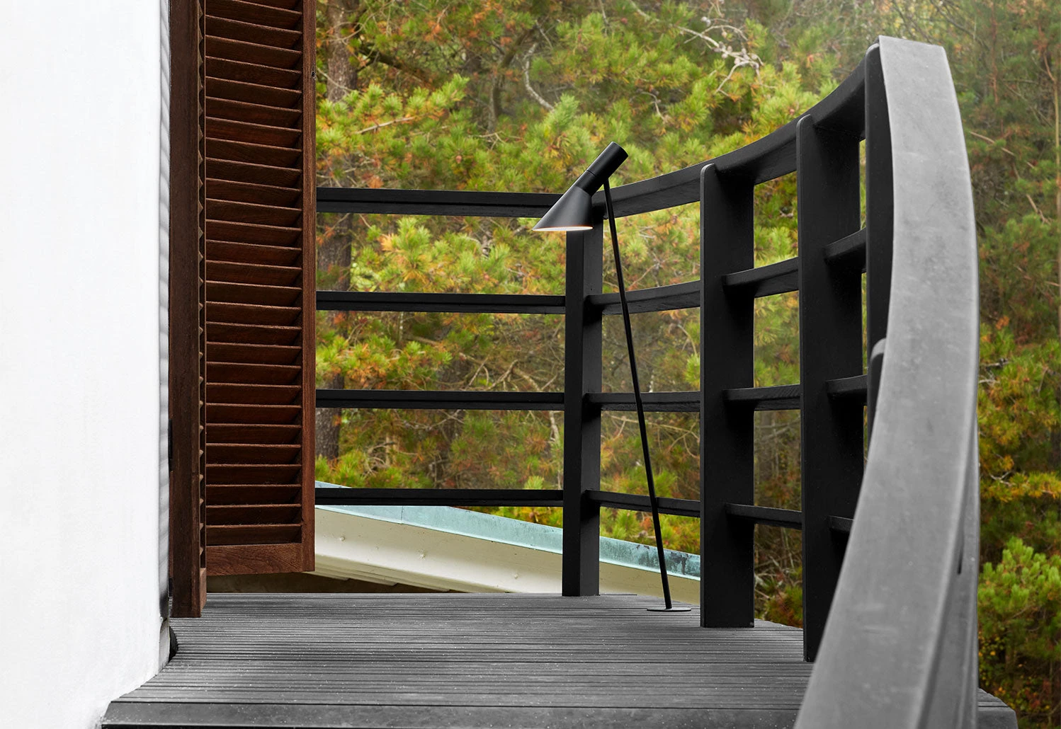 Louis Poulsen AJ Garden Bollard 7 Louis Poulsen AJ Garden Bollard - Image 7